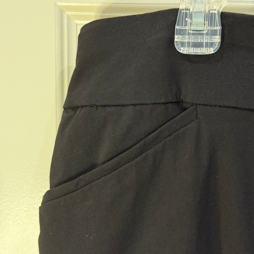 Black Knit Chico's Pull-on Skort - 3 (US Size 16) - Picture 3 of 5